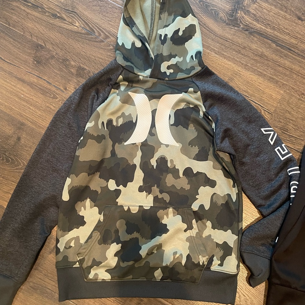 Hurley Sweatshirt kids Medium